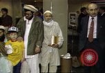 Standbild Menschen in Afghanistan verwundet in der sowjetischen Besetzung Washington DC USA, 1984, aus Sekunde 20 historischem Filmmaterial Videoclip 65675068149