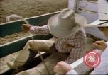 Immagine di Toro di equitazione United States USA, 1984, secondo 6 filmato di repertorio 65675068151