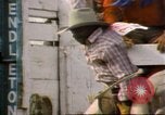 Immagine di Toro di equitazione United States USA, 1984, secondo 15 filmato di repertorio 65675068151