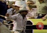 Immagine di Toro di equitazione United States USA, 1984, secondo 33 filmato di repertorio 65675068151