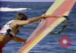 Immagine di Windsurf United States USA, 1984, secondo 22 filmato di repertorio 65675068152