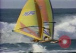 Immagine di Windsurf United States USA, 1984, secondo 29 filmato di repertorio 65675068152