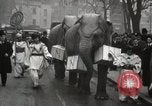 Standbild British Tea centenary London England Vereinigtes Königreich, 1939, aus Sekunde 26 historischem Filmmaterial Videoclip 65675068174