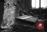 Standbild Ausschreitungen Manchester England, 1939, aus Sekunde 9 historischem Filmmaterial Videoclip 65675068180