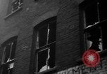 Standbild Ausschreitungen Manchester England, 1939, aus Sekunde 30 historischem Filmmaterial Videoclip 65675068180