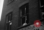 Standbild Ausschreitungen Manchester England, 1939, aus Sekunde 31 historischem Filmmaterial Videoclip 65675068180