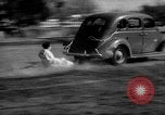 Standbild Stuntmen Hollywood Los Angeles California USA, 1939, aus Sekunde 11 historischem Filmmaterial Videoclip 65675068186