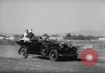 Standbild Stuntmen Hollywood Los Angeles California USA, 1939, aus Sekunde 14 historischem Filmmaterial Videoclip 65675068186