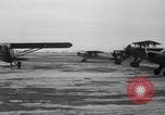 Standbild Piper Cub Flugzeuge Camden New Jersey USA, 1939, aus Sekunde 31 historischem Filmmaterial Videoclip 65675068187