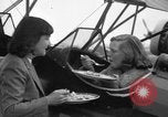Standbild Piper Cub Flugzeuge Camden New Jersey USA, 1939, aus Sekunde 61 historischem Filmmaterial Videoclip 65675068187