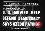 Immagine di Funzionari discutere Burbank California USA, 1939, secondo 3 filmato di repertorio 65675068188