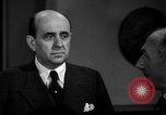 Immagine di Funzionari discutere Burbank California USA, 1939, secondo 14 filmato di repertorio 65675068188