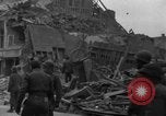 Standbild Bombardierung von Bastogne Belgien, 1944, aus Sekunde 19 historischem Filmmaterial Videoclip 65675068193