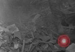 Standbild Bombardierung von Bastogne Belgien, 1944, aus Sekunde 47 historischem Filmmaterial Videoclip 65675068193