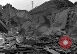 Standbild Bombardierung von Bastogne Belgien, 1944, aus Sekunde 54 historischem Filmmaterial Videoclip 65675068193