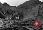 Standbild Bombardierung von Bastogne Belgien, 1944, aus Sekunde 56 historischem Filmmaterial Videoclip 65675068193