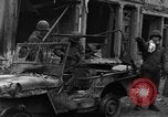 Immagine di Bombardamento di Bastogne Belgio, 1944, secondo 60 filmato di repertorio 65675068194