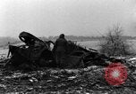 Immagine di Equipaggiamento distrutto Havrenne Belgio, 1944, secondo 28 filmato di repertorio 65675068195