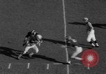 Standbild Fußballspiel Birmingham Alabama USA, 1963, aus Sekunde 23 historischem Filmmaterial Videoclip 65675068210