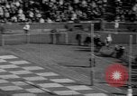 Standbild Fußballspiel Birmingham Alabama USA, 1963, aus Sekunde 37 historischem Filmmaterial Videoclip 65675068210