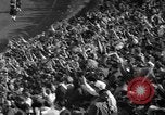 Standbild Fußballspiel Birmingham Alabama USA, 1963, aus Sekunde 39 historischem Filmmaterial Videoclip 65675068210