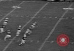Standbild Fußballspiel Birmingham Alabama USA, 1963, aus Sekunde 46 historischem Filmmaterial Videoclip 65675068210