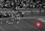 Standbild Fußballspiel Birmingham Alabama USA, 1963, aus Sekunde 55 historischem Filmmaterial Videoclip 65675068210
