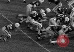 Standbild Fußballspiel Birmingham Alabama USA, 1963, aus Sekunde 60 historischem Filmmaterial Videoclip 65675068210