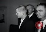 Image Frank Sinatra Jr enlèvements Conogo Park Los Angeles, 1963, de la seconde 26 séquences d'archives historiques vidéo 65675068215