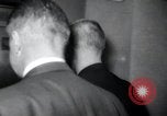 Image Frank Sinatra Jr enlèvements Conogo Park Los Angeles, 1963, de la seconde 29 séquences d'archives historiques vidéo 65675068215