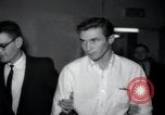 Image Frank Sinatra Jr enlèvements Conogo Park Los Angeles, 1963, de la seconde 37 séquences d'archives historiques vidéo 65675068215