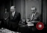 Image Frank Sinatra Jr enlèvements Conogo Park Los Angeles, 1963, de la seconde 44 séquences d'archives historiques vidéo 65675068215