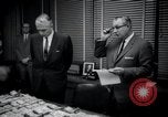 Image Frank Sinatra Jr enlèvements Conogo Park Los Angeles, 1963, de la seconde 45 séquences d'archives historiques vidéo 65675068215
