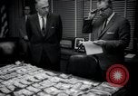 Image Frank Sinatra Jr enlèvements Conogo Park Los Angeles, 1963, de la seconde 46 séquences d'archives historiques vidéo 65675068215