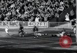 Image Géants jeu de football de Steelers versus 1963 Bronx New York City USA, 1963, de la seconde 27 séquences d'archives historiques vidéo 65675068216