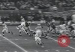 Image Géants jeu de football de Steelers versus 1963 Bronx New York City USA, 1963, de la seconde 55 séquences d'archives historiques vidéo 65675068216