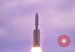 Standbild Titan IIIE gestartet Florida United States USA, 1977, aus Sekunde 40 historischem Filmmaterial Videoclip 65675068227