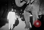 Immagine di Popolo Indiano India, 1938, secondo 52 filmato di repertorio 65675068230