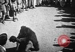 Immagine di Popolo Indiano India, 1938, secondo 22 filmato di repertorio 65675068231
