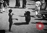 Immagine di Popolo Indiano India, 1938, secondo 31 filmato di repertorio 65675068231