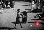 Immagine di Popolo Indiano India, 1938, secondo 33 filmato di repertorio 65675068231