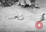 Immagine di Popolo Indiano India, 1938, secondo 49 filmato di repertorio 65675068233