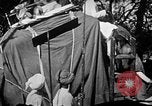 Standbild Elefanten reiten Indien, 1938, aus Sekunde 19 historischem Filmmaterial Videoclip 65675068242