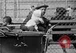 Image Lenox Avenue à Harlem Trafic 1930 Harlem New York City USA, 1938, de la seconde 5 séquences d'archives historiques vidéo 65675068253