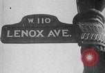 Image Lenox Avenue à Harlem Trafic 1930 Harlem New York City USA, 1938, de la seconde 30 séquences d'archives historiques vidéo 65675068253