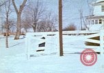 Image triage couverts de neige United States USA, 1971, de la seconde 14 séquences d'archives historiques vidéo 65675068262