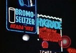 Standbild Times Square neon und Theater New York City USA, 1939, aus Sekunde 36 historischem Filmmaterial Videoclip 65675068263
