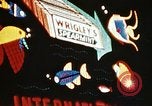 Standbild Times Square neon und Theater New York City USA, 1939, aus Sekunde 45 historischem Filmmaterial Videoclip 65675068263