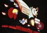 Standbild Times Square neon und Theater New York City USA, 1939, aus Sekunde 51 historischem Filmmaterial Videoclip 65675068263