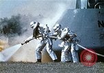 Immagine di Fire Fighting drill United States USA, 1971, secondo 30 filmato di repertorio 65675068264